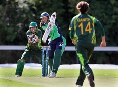 Irish Women on Edge of Cricket Glory