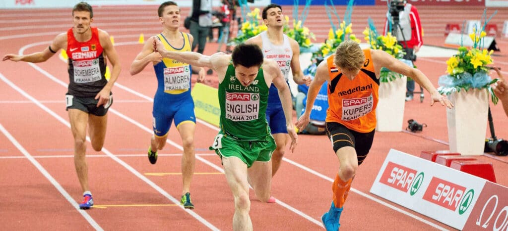 Mark English takes the silver medal ahead of Thijmen Kupers 8/3/2015