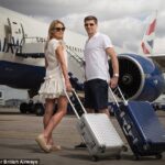 2893C2E600000578-3077957-Steven_Gerrard_and_his_wife_Alex_feature_in_British_Airways_late-a-5_1431514056600