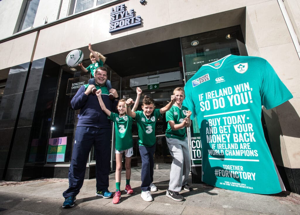 Mike Ross with Charlie Cooke, Isobel Slattery, Andrew Harvey and Daniel McKenna 23/7/2015