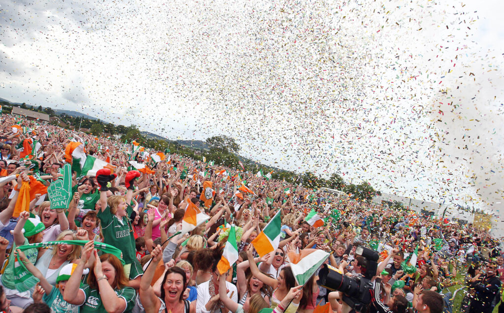 The crowd celebrate Katie Taylor winning Gold 9/8/2012