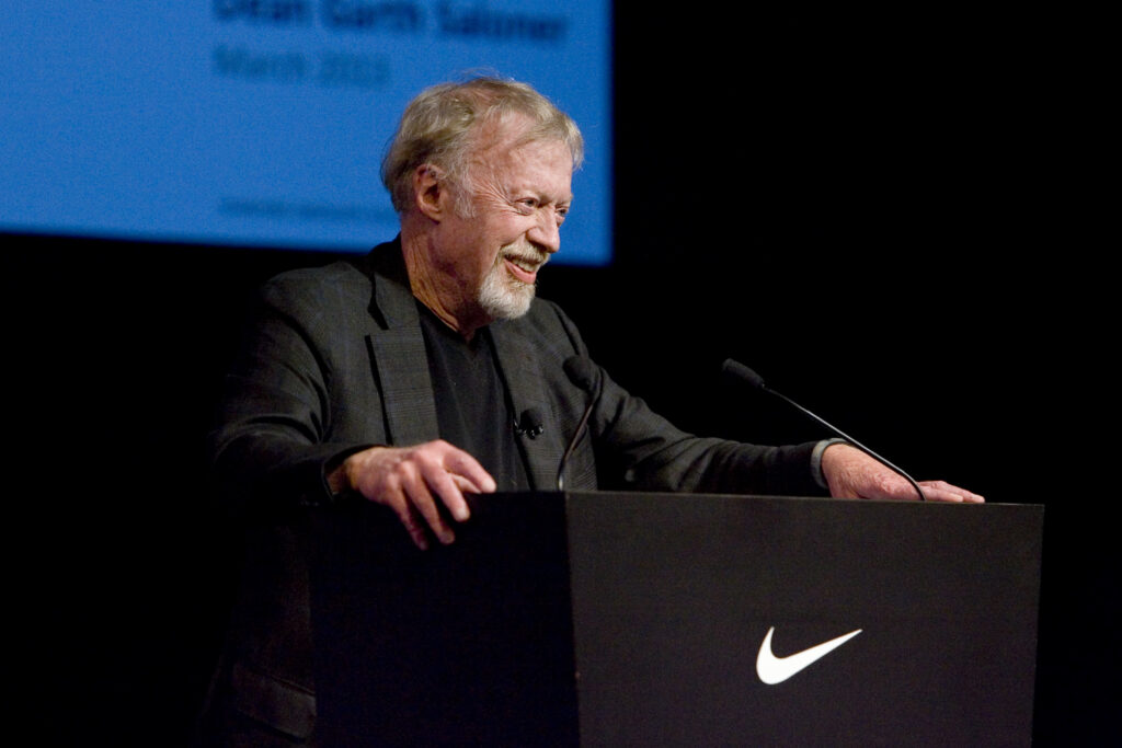 phil-knight