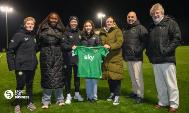 Republic of Ireland Show Support for Women’s Homeless Footballers