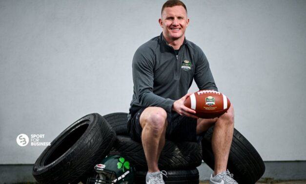Ciaran Kilkenny Calling Plays on Aer Lingus College Football Classic